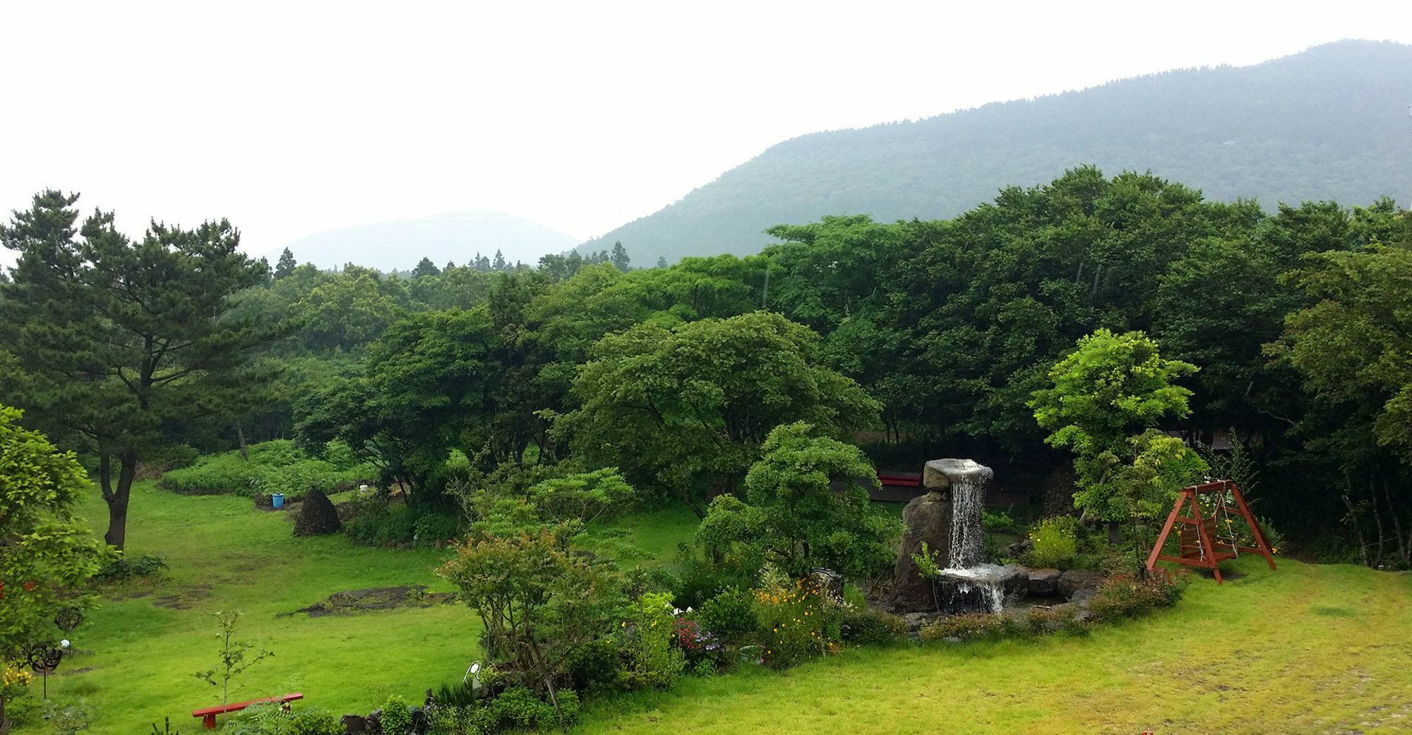 Gotjawal Geomunoreum Pension Jeju Exterior photo