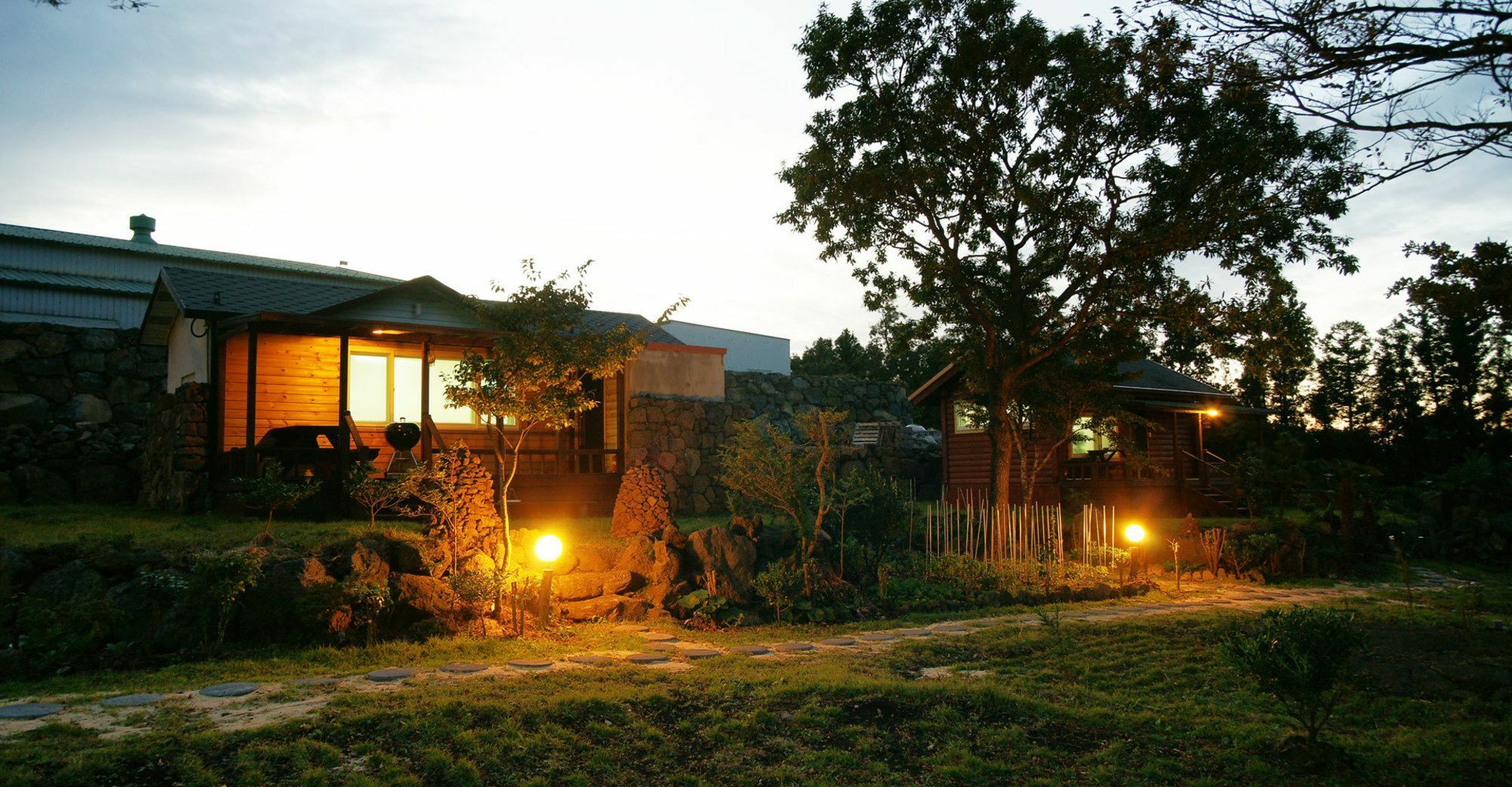 Gotjawal Geomunoreum Pension Jeju Exterior photo